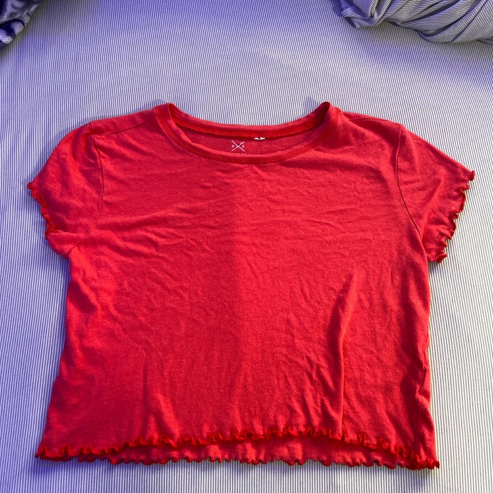 Pacsun cropped lettuce edge tee